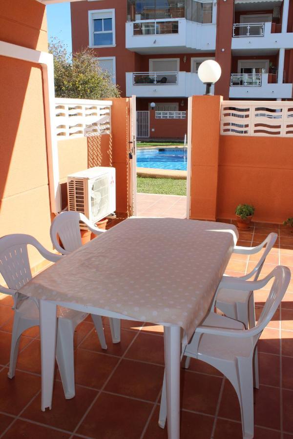 Apto. Con Gran Terraza Y Acceso Directo A Piscina. Denia Eksteriør bilde